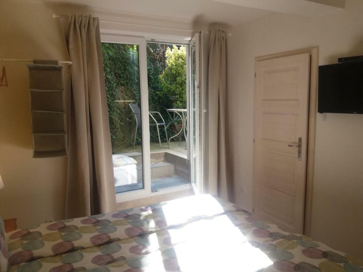 Castle Base Apartment บูดาเปสต์ ภายนอก รูปภาพ