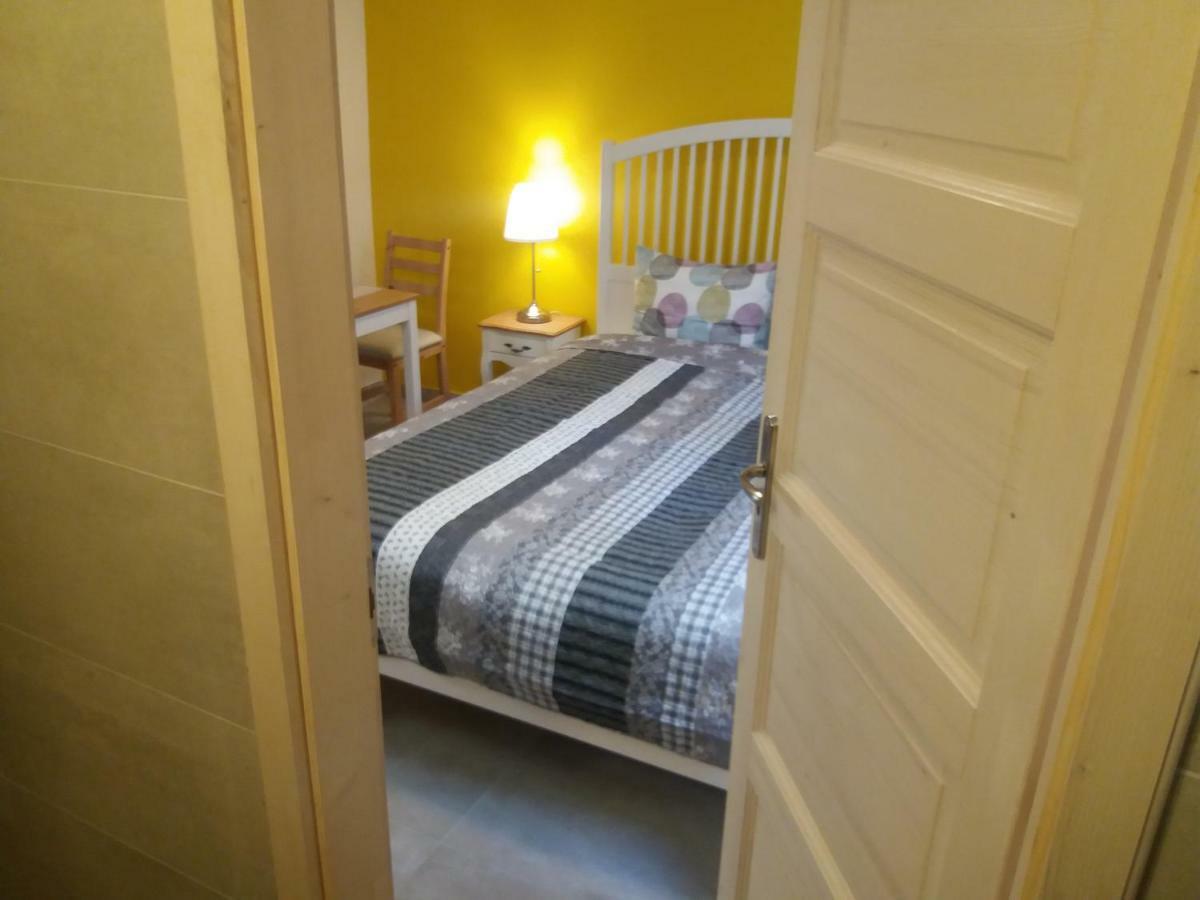 Castle Base Apartment บูดาเปสต์ ภายนอก รูปภาพ