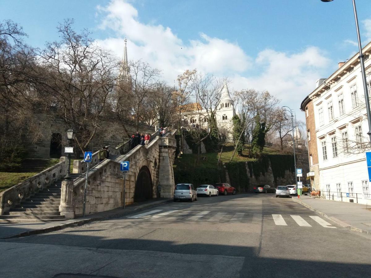 Castle Base Apartment บูดาเปสต์ ภายนอก รูปภาพ